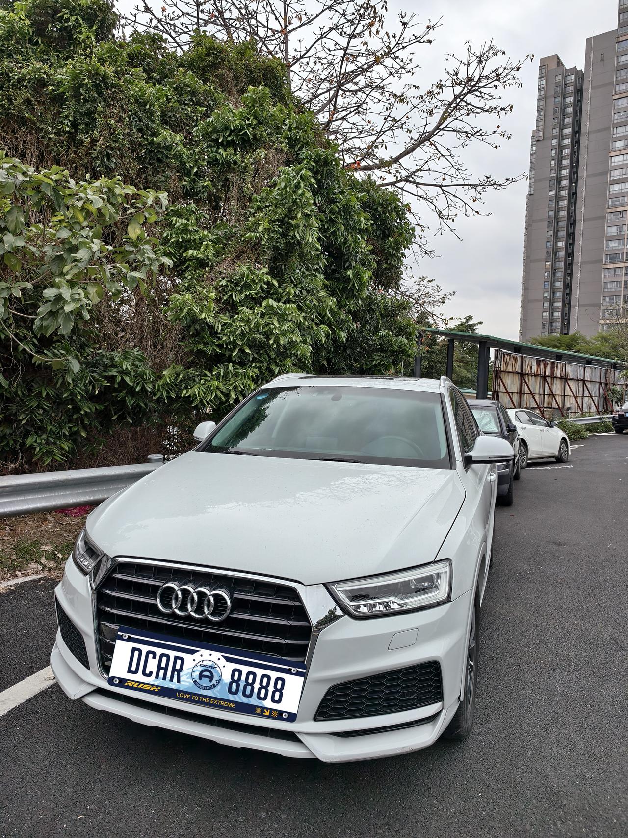 自己保养与门店保养的真实差距
为了省钱自己换空气滤芯，结果把卡扣掰断了…我真是个