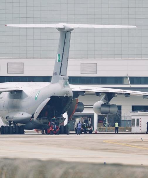 外媒：多架巴空军战略运输机现身成都，歼-35已经开始交货？
 
当地时间26日，