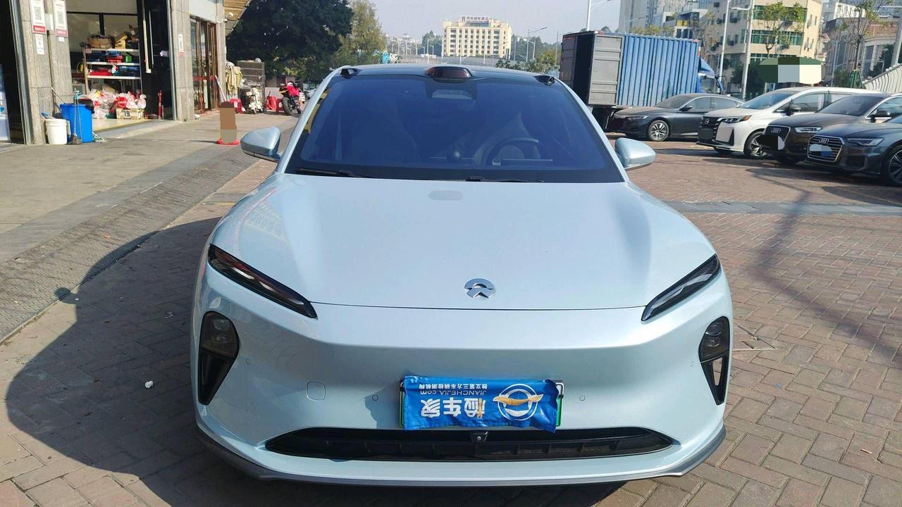 油价上涨，换电车的想法已经到了极致！
常州的辛女士，一直想换辆电车开，既省钱又没