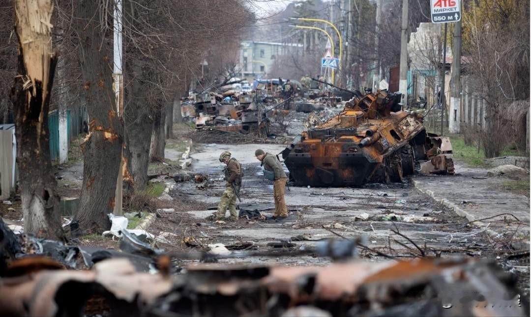 马克龙警告：若俄罗斯继续拒绝与乌克兰和谈，必须“付出代价”