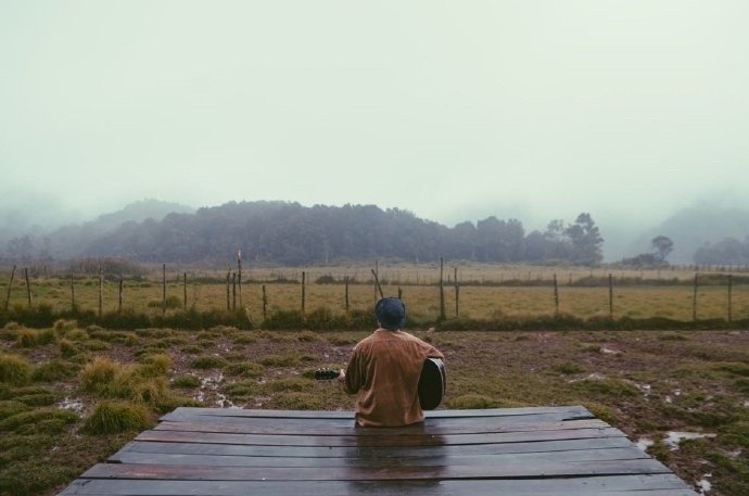 任何地方，只要你爱它，它就是你的世界。——王尔德 