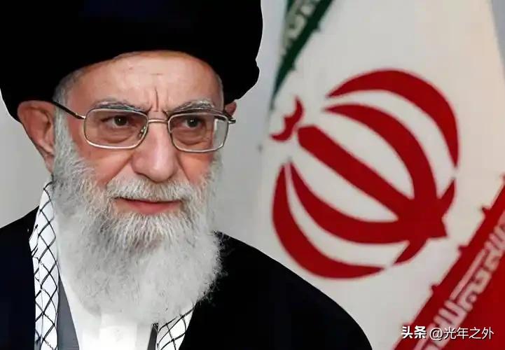 致命圈套！美国斩首哈梅内伊后，才发现自己钻进了九旬老人的死局
 
谁也没有想到，