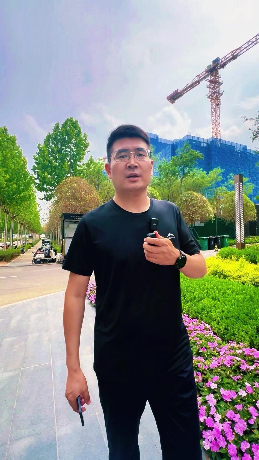 💡西咸的楼盘千万不能碰？今天带大家分析交大创新港的一个央企大盘，从90到200