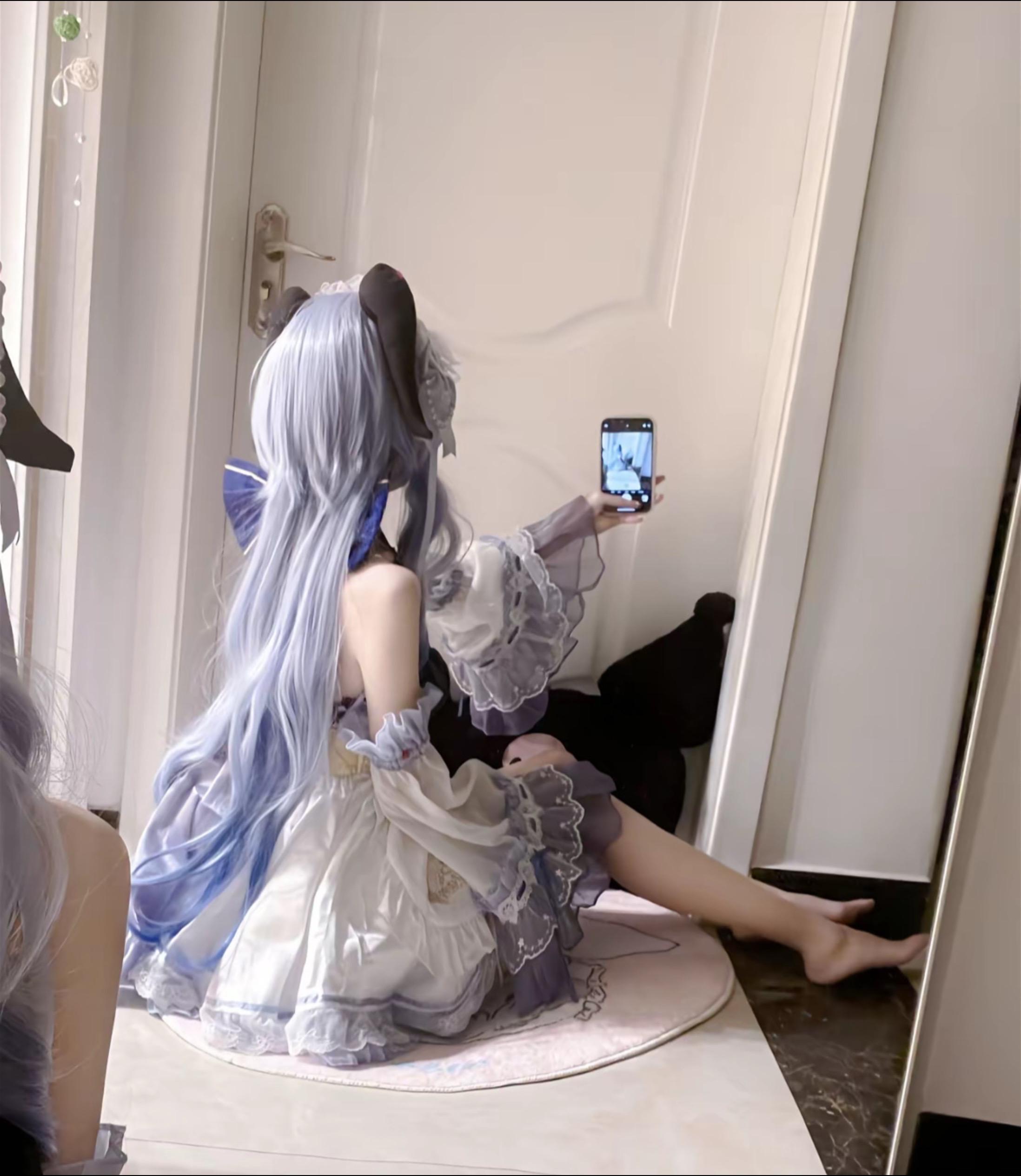 小女仆