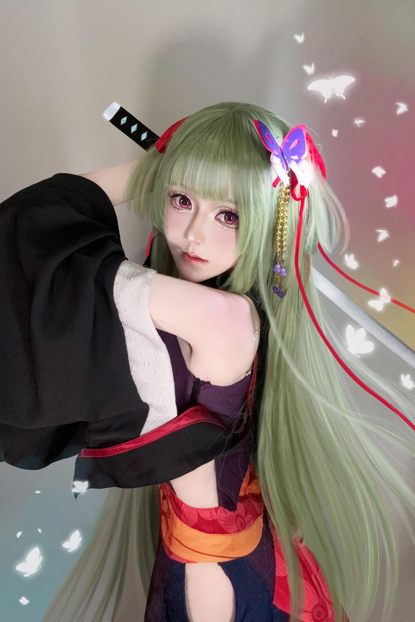 狗修金、如果有担心事的话。就跟身为你女友的本座谈谈吧，本座帮你把烦恼斩立决^_^