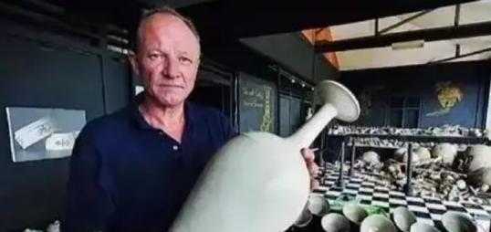 [太阳]1998年，德国商人在海里捞出7万件唐朝文物，我国想 回购，却因高价犹豫