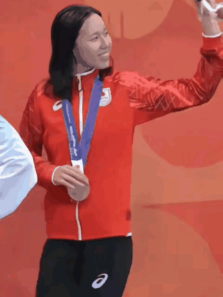 最漂亮五金店老板娘在日本名古屋开业！直接把日本选手憋懵了！关键，开店前没有任何声