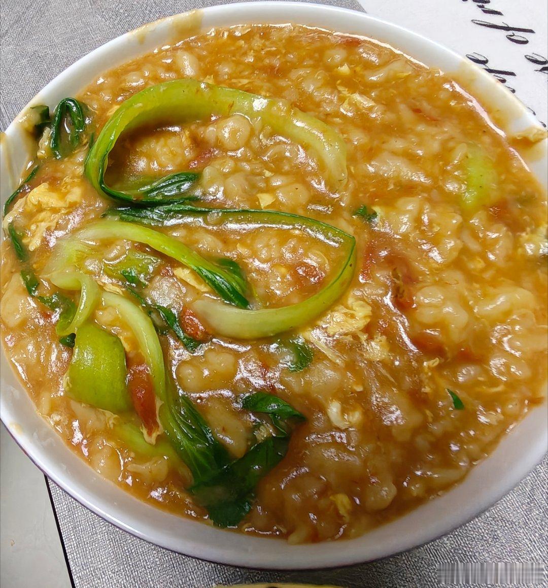 媳妇做的疙瘩饭，看这色泽就感觉好吃。如果十分满意，大家给打几分？