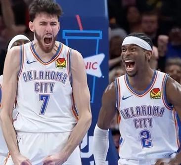 北京时间3月5日11:30，NBA常规赛湖人主场迎战雷霆！


老詹上一场生涯总