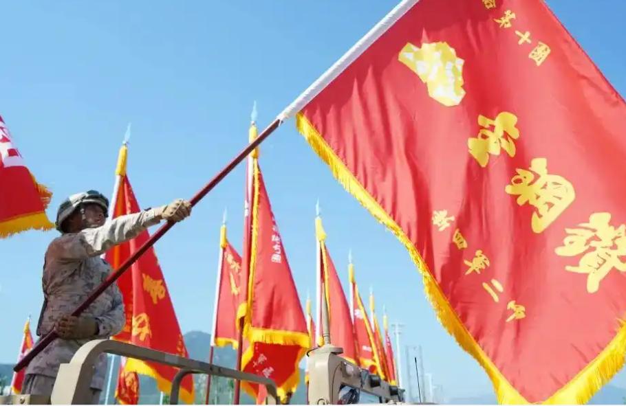 金刚钻这支部队的狠，不是一天两天练出来的，是从 1928 年起一刀一枪刻进骨头里