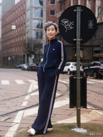 叶童63岁发布首张EP63岁叶童首张EP上线63岁叶童推出首张EP，人生新篇章才