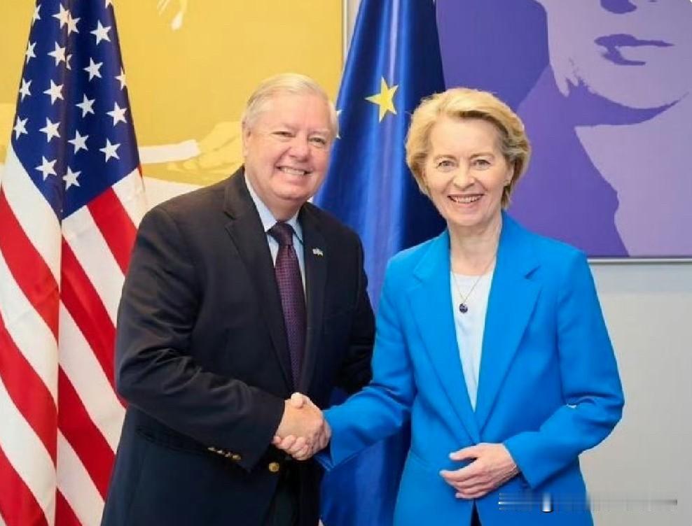 人以类聚，物以群分。当美国战争贩子，参议员林赛·格雷厄姆因“心脏骤停”而死后，欧