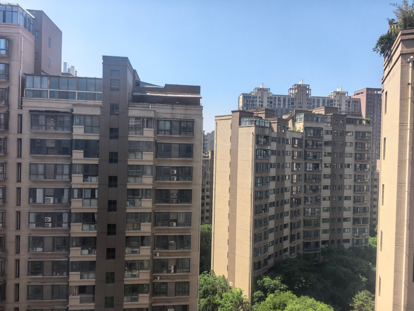 生理上的喜欢，不超出三十天。心理上的喜欢，也不会超过三个月。如果三个月后，两个人
