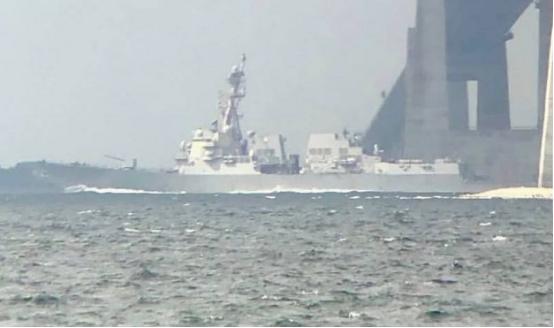 美军突然大规模撤军！航母、导弹驱逐舰都跑了
自从特朗普摆出一副要打委内瑞拉的架势