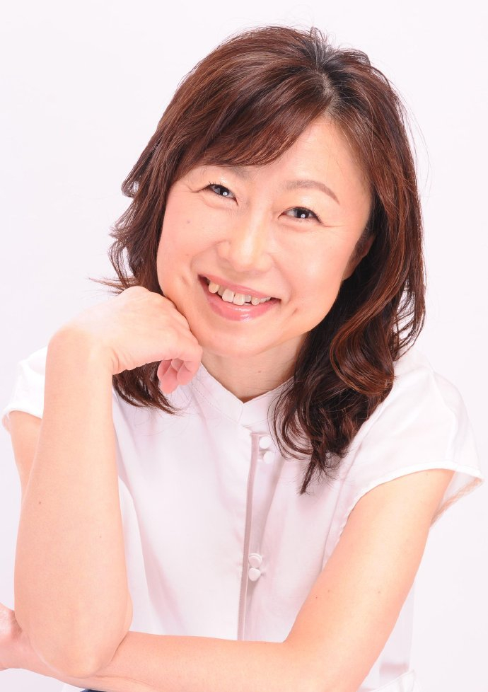 《名侦探柯南》毛利兰声优「山崎和佳奈」去世，享年61岁 。毛利兰声优去世 
