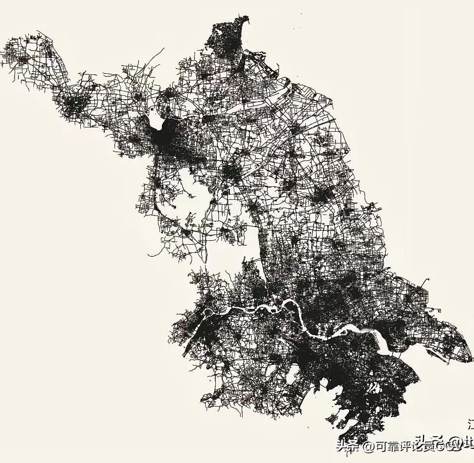 兴化路网建设困局
70-90年代兴化路网建设滞后，是行政区划边缘化与大运河时代交