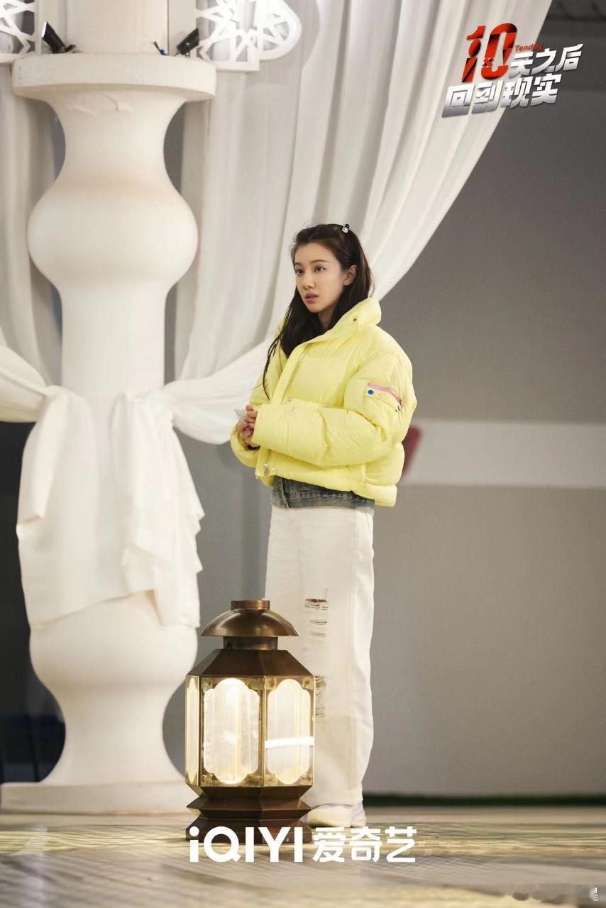 #王鹤润说自己没藏牌##王鹤润回应藏牌争议# 之前对王鹤润在《十天之后回到现实》