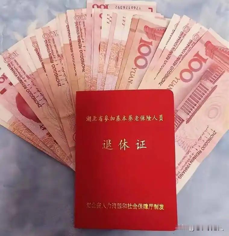 延迟退休好还是到点退休好？

人生的考卷，从来不是单选题。

延迟退休，是把经验