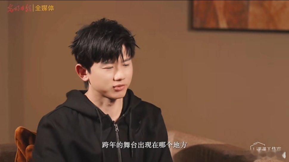 光明日报专访张杰张杰说我兴奋观众一定兴奋张杰的舞台感染力从来不用多说，他兴奋观众