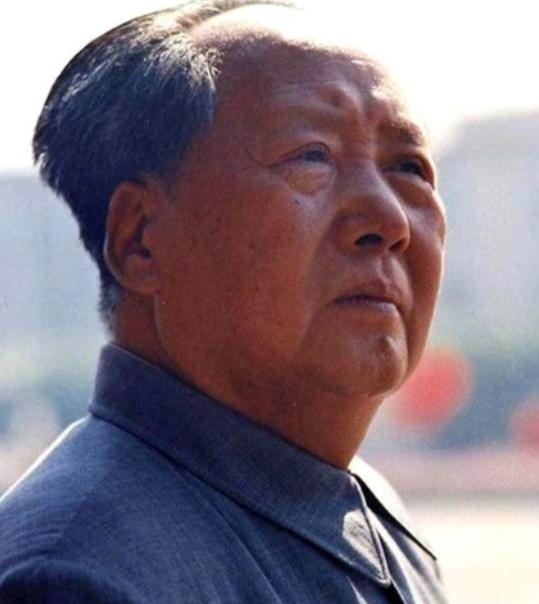 一辈子没请过一天假、没为自己活过一天的毛主席，临终前却留下了五个"没能完成的心愿