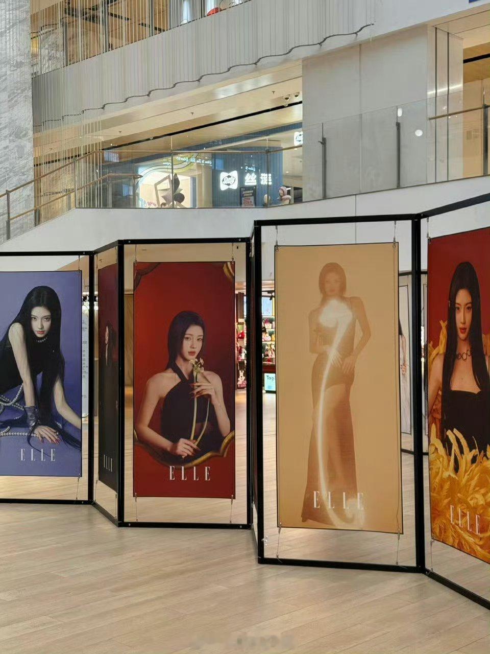 鞠婧祎ELLE上海限定痛楼，排面🈶 