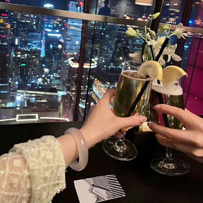 我给你的甚至我自己都没有 你让我怎么两不相欠 ​​​