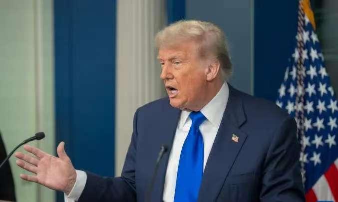 [兔子]美国的棋路很明确了，那就是一边稳住中国，一边脱钩，但中国也有高招。

麻