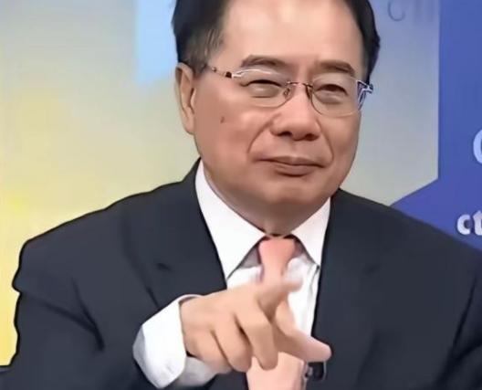 台湾省的蔡正元2025年抛出三个问题，问中央如果在统一后就有这三个问题不好办。两