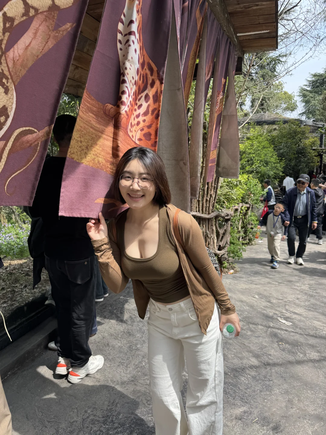 春天的明媚还带点点可爱