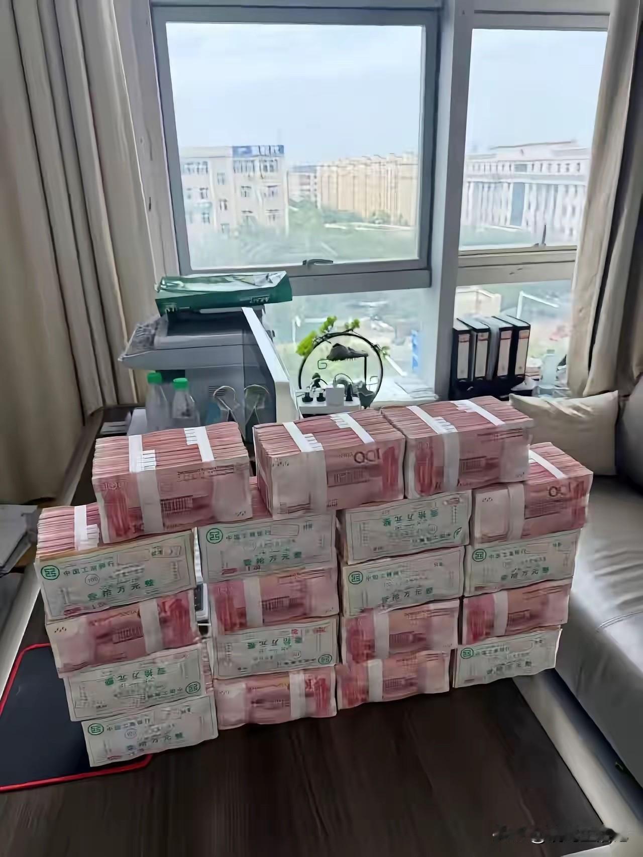 如果你突然有钱了，会买房买车吗？