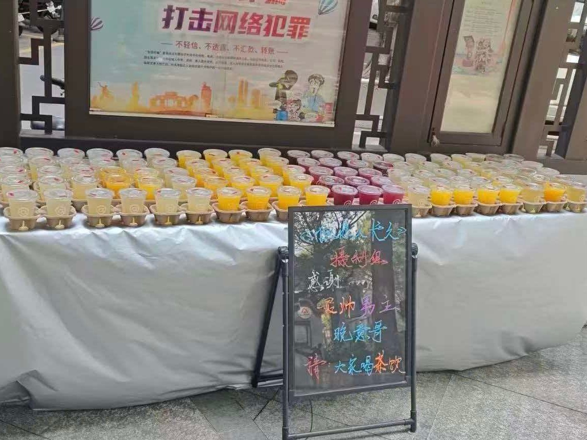 最帅男主 流量超好就这样每天爽爽爽爽爽到 