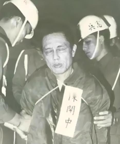 1949年，金门战役失败后，我军团政委陈利华却消失的无影无踪，最终被确诊牺牲，谁