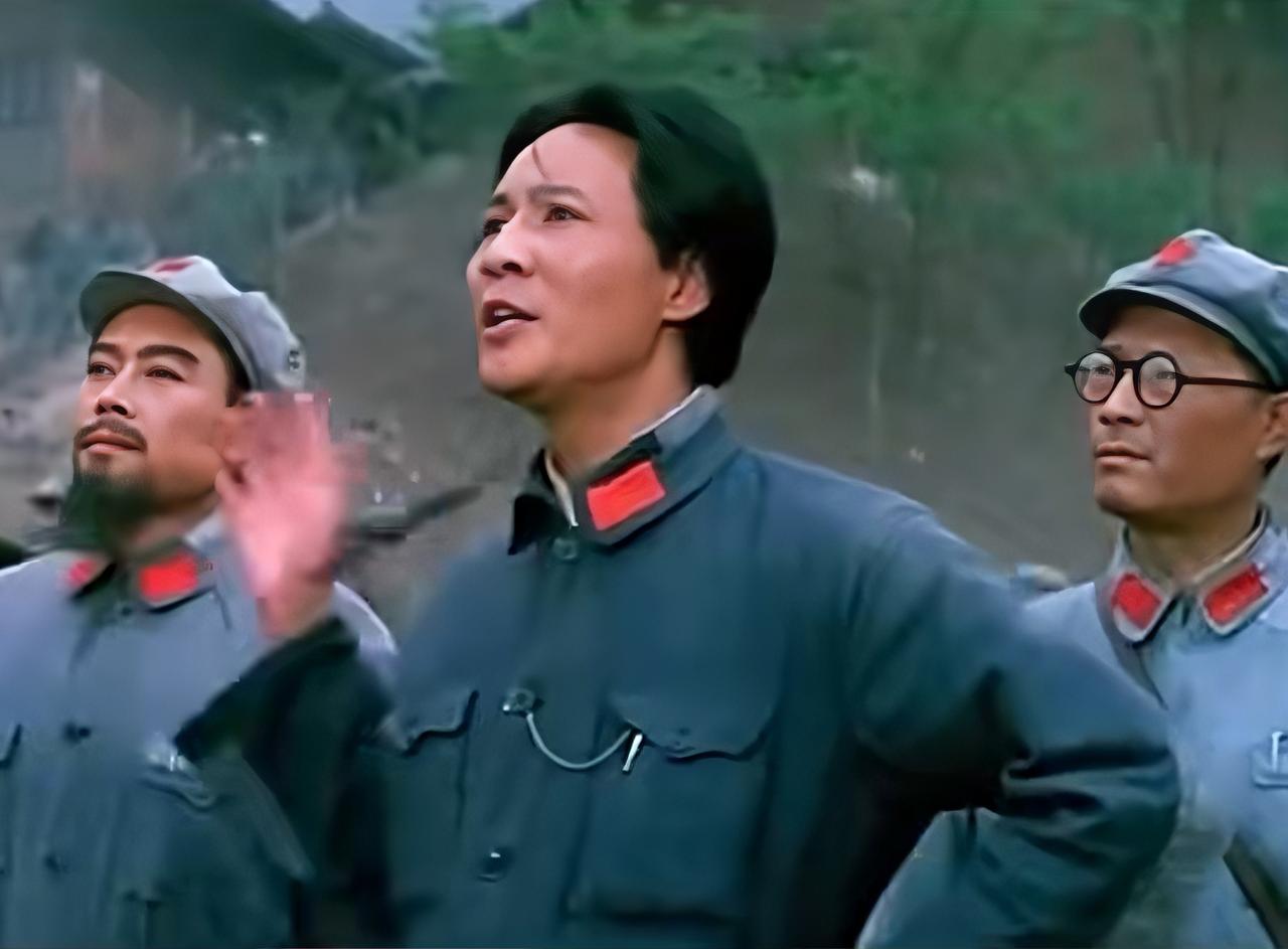特型演员古月：演毛主席的天花板 后无来者
 
特型演员古月，是荧幕上经典的毛主席