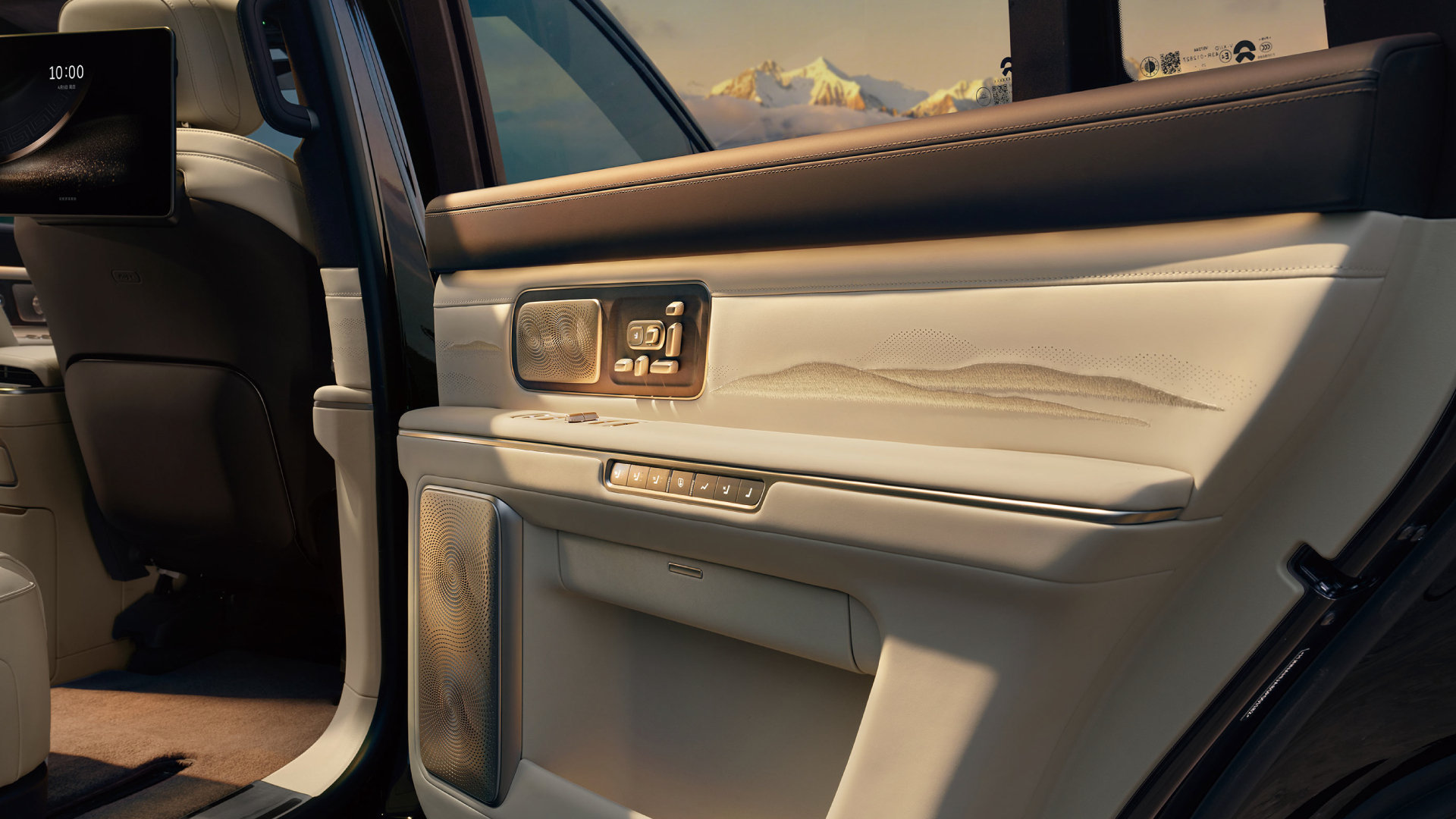 中国车的高端局从原创开始随着中国汽车品牌整体销量2025年达到2700万辆夺得世