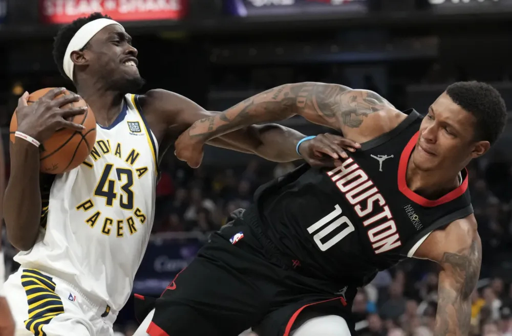 NBA常规赛2月3日将进行4场比赛快船主场背靠背对决76人，哈登有望复出面对老东