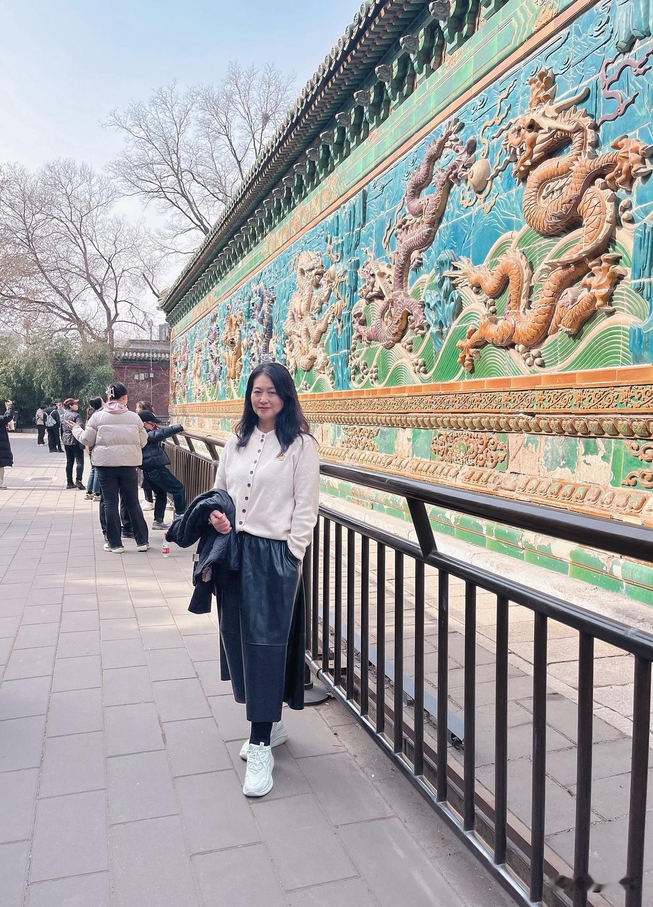 哪里也不如自己家舒服。

去了北京五天，今天回家了。

在儿子家里怎么也不自在，