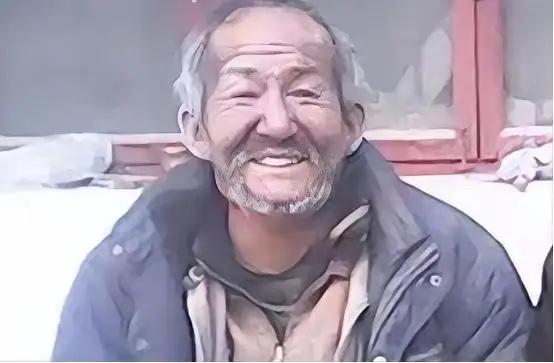 北京一流浪汉因无暂住证被送进收容所，填写籍贯时警察瞬间呆住“您就是大名鼎鼎的杞县