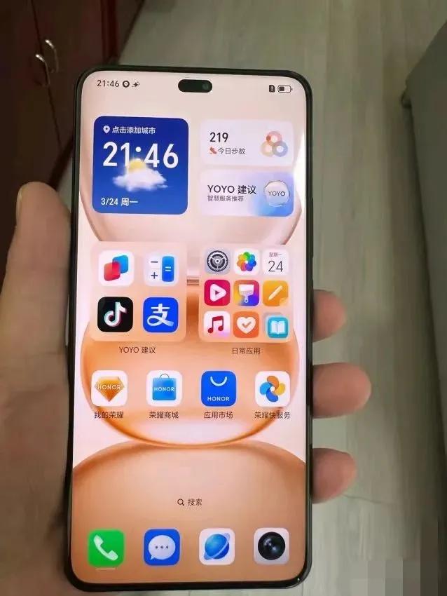 在新评科技的手机续航测试排行，荣耀Power断崖式领先。
当看到这个，它不止简直