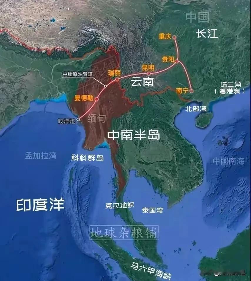 云南的国内航道主要以长江航道、滇桂粤运河至珠江口的粤港澳大湾区和以后的平陆运河出