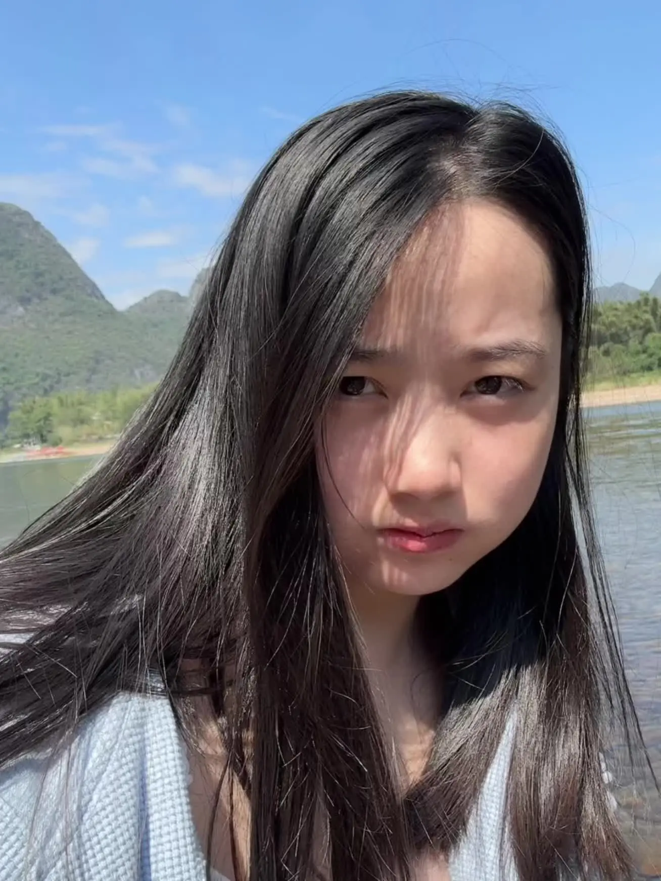 阳朔。