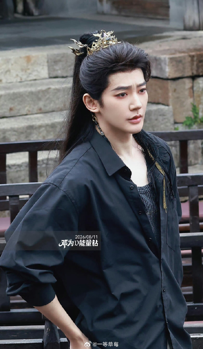邓为《百妖谱》出妆路透 