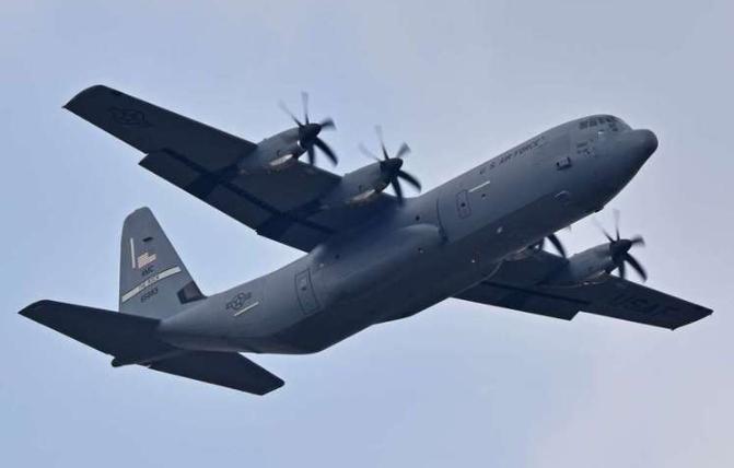 三件事连着爆发全是危险信号。
 
先看中东好不容易盼来的停火，刚说好没几天就出大