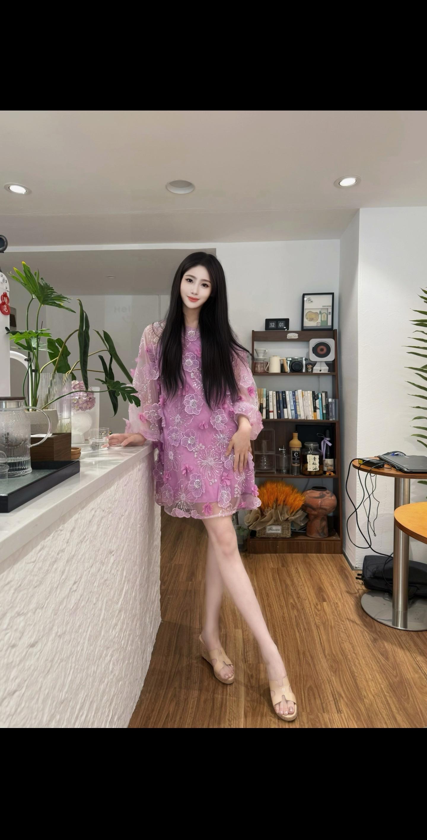 从你的眼睛里可以看出来，你曾经长久着注视着大海