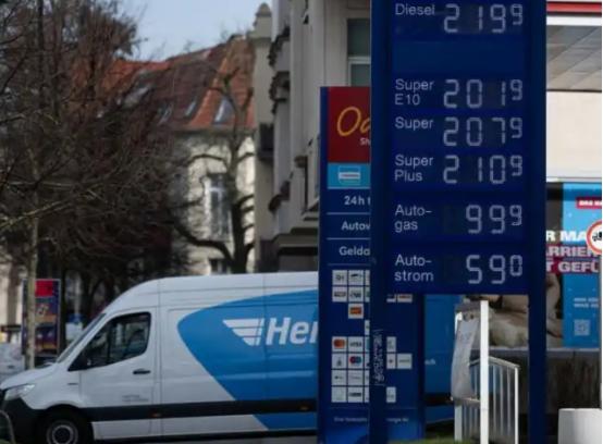 中东一打仗，德国这波真的是赔惨了！本来攥着一大笔钱，想着能逆风翻盘，结果被战火一