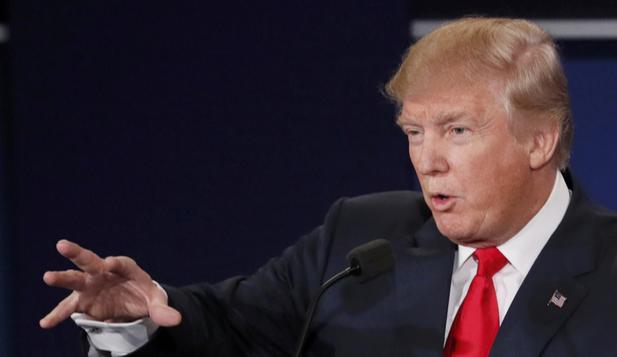 特朗普的最新发言：

伊朗昨天决定在霍尔木兹海峡发射子弹——完全违反了我们的停火