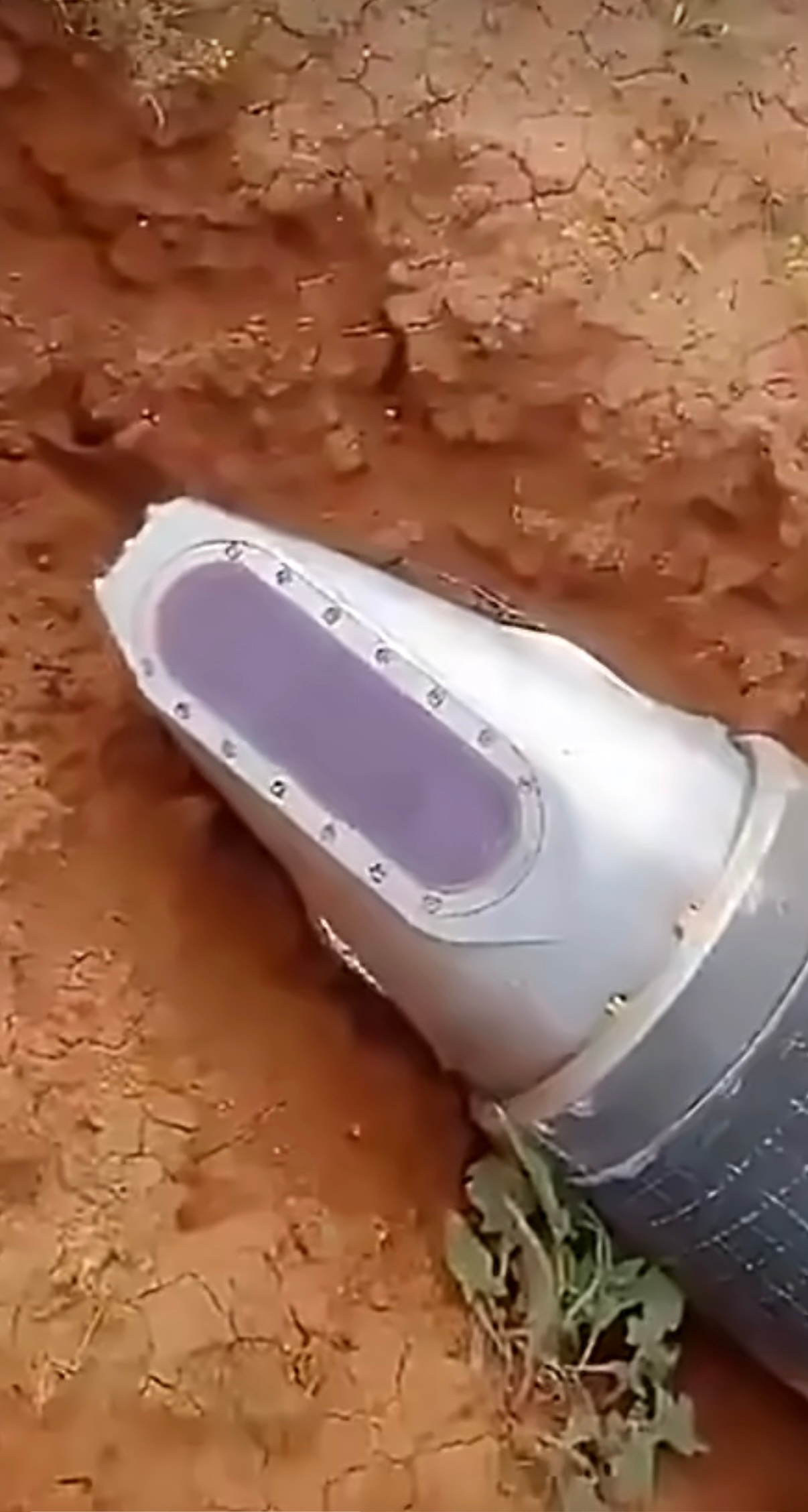 带完整红外引导头的萨德反导拦截弹动能弹头，这还是值得搞回来看看的，毕竟萨德虽然在