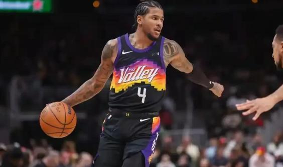 什么情况？今天NBA太阳队客场挑战开拓者队比赛开始前，太阳队官方宣布后卫杰伦-格