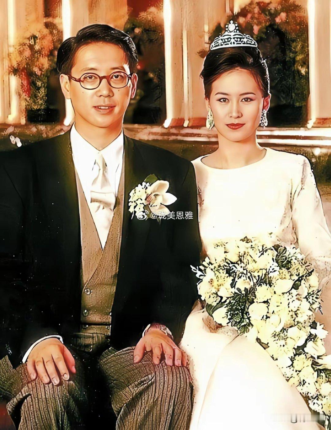 30多年前何超琼的婚礼，按照现在来看依然时尚奢华 