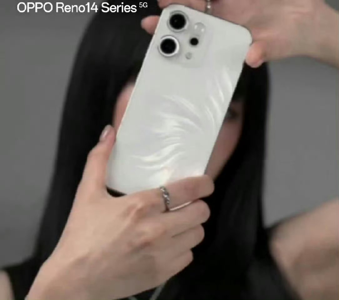 OPPO Reno14系列泰区代言人 Minnie不过看粉丝说这是宋雨琦为设计灵