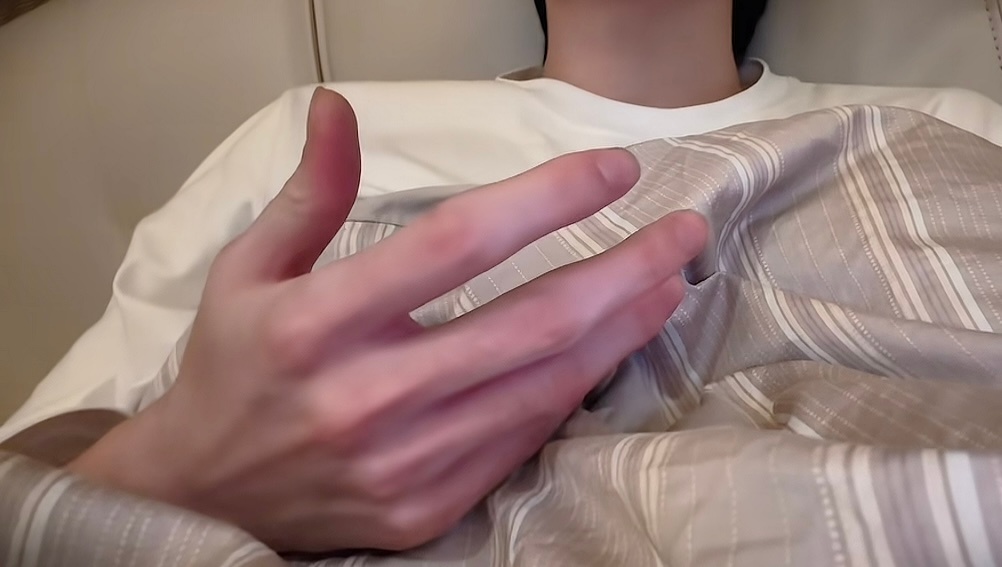 最爸的完全还是手指 